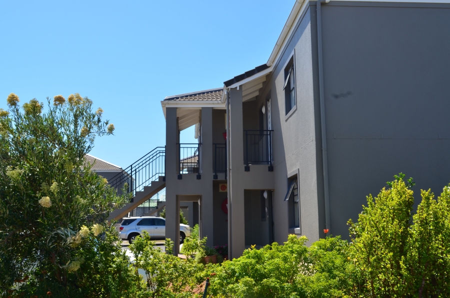 2 Bedroom Property for Sale in Heritage Park Western Cape